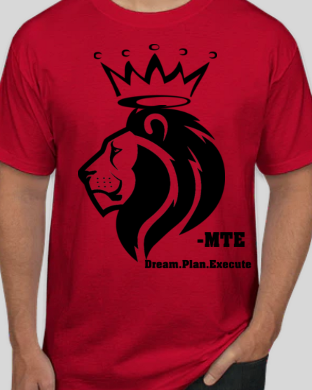 D.P.E LION HEAD T-SHIRT